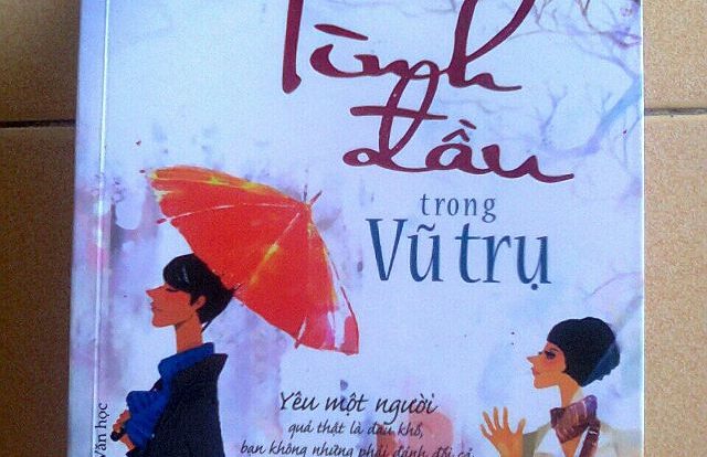 tình đầu trong vũ trụ review